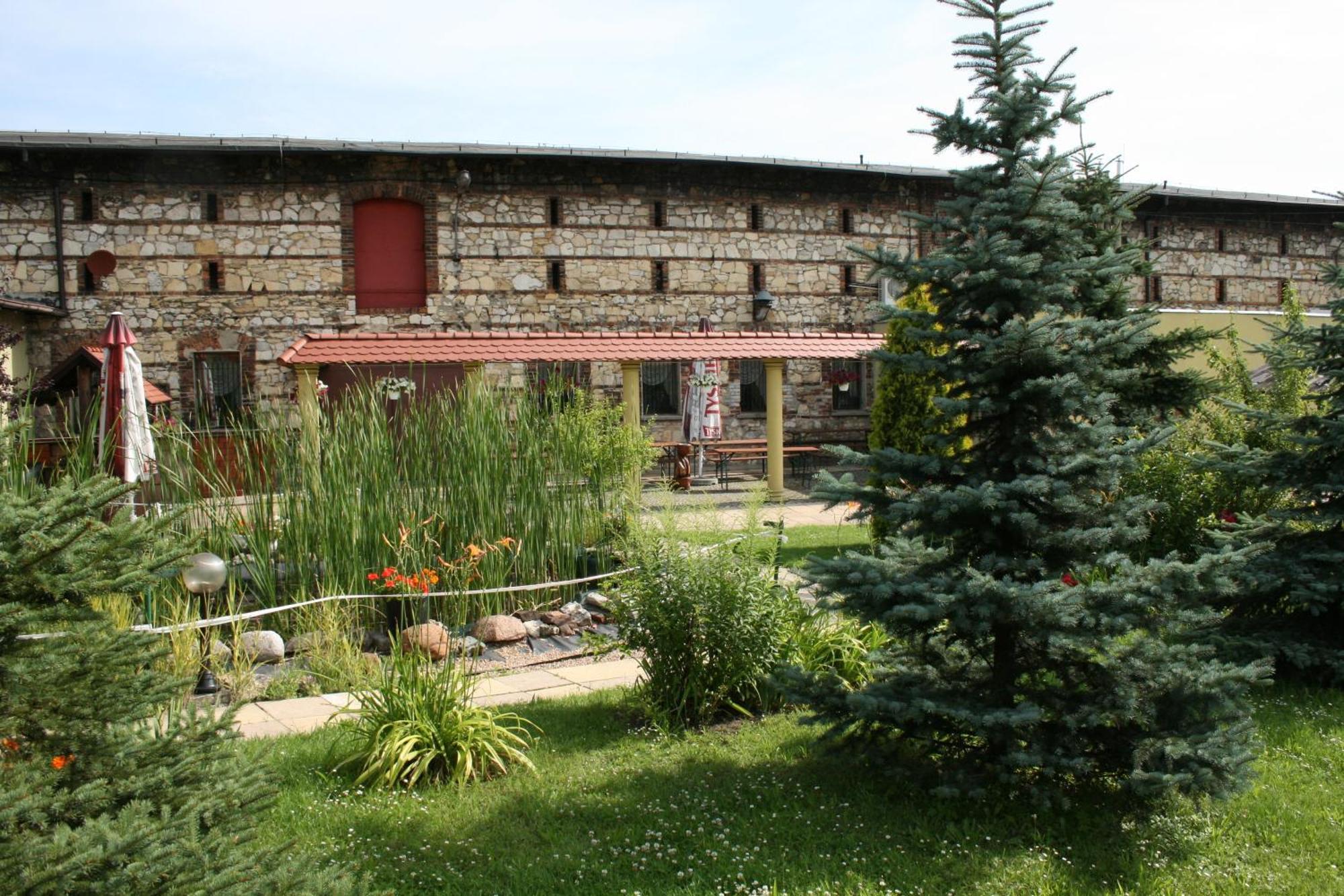 Hotel Komfort Inn - Dwór Hubertus Piekary Śląskie Exterior foto